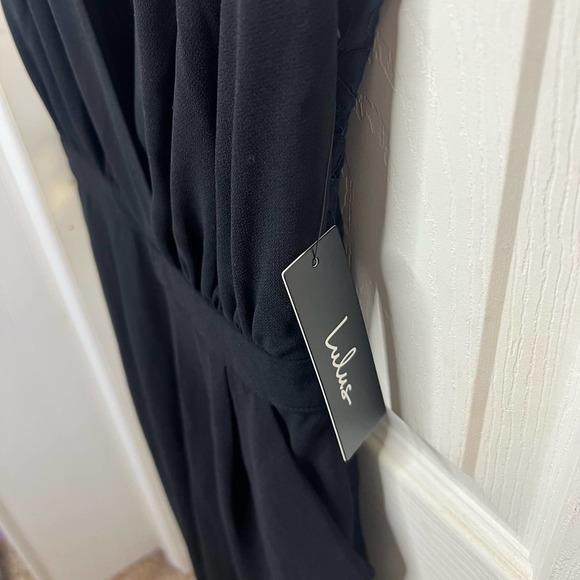 NWT Lulu’s Black Lace V-Neck Tank Top Jump Suit Straight Leg Size Small - Picture 9 of 11